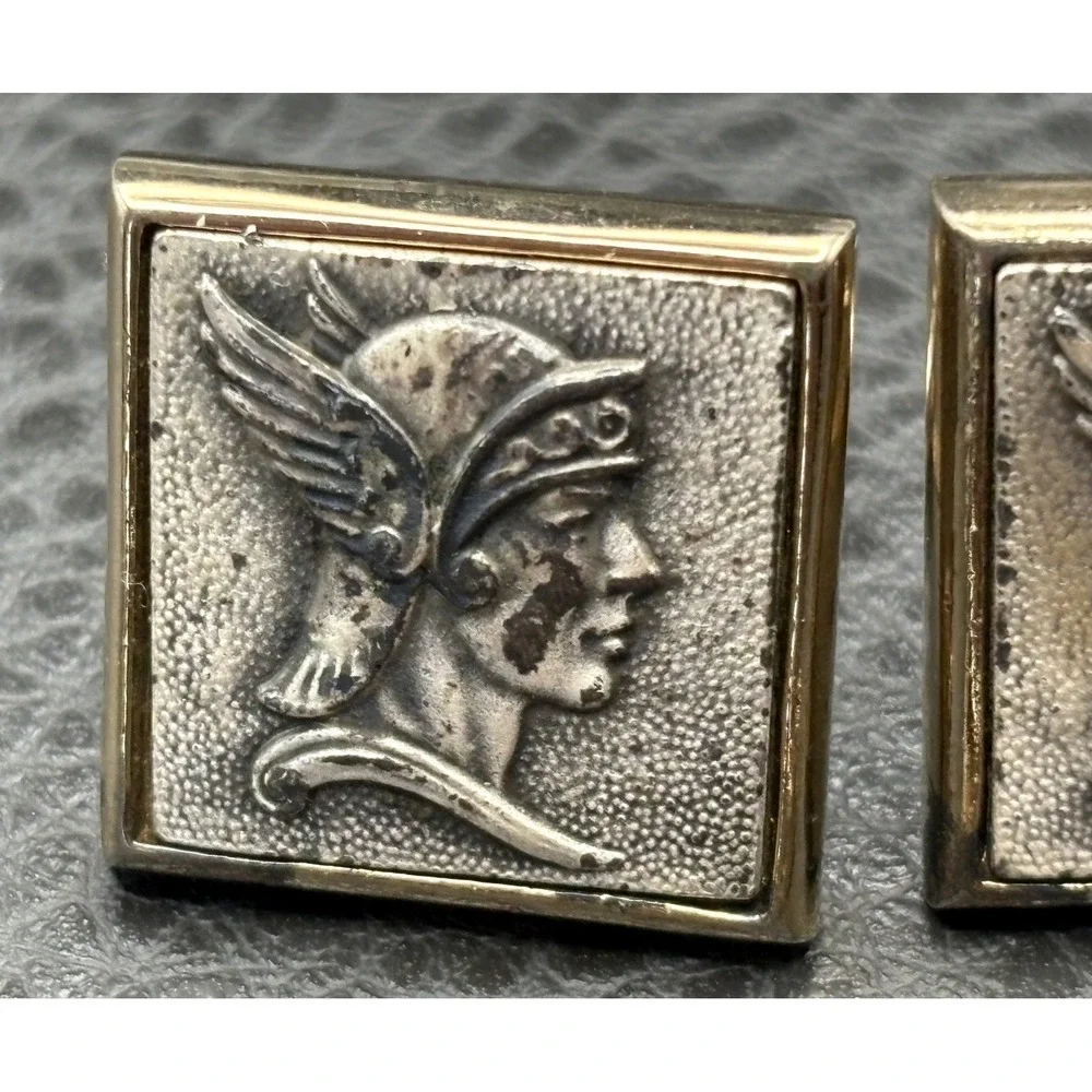 Vintage Shields Roman Soldier Helmet Cufflinks Gold Tone Tie Bar Set